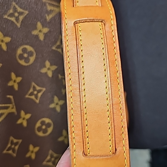 #0040-1152 LOYIS VUITTON MONOGRAM BOULOGNE SHOULDER BAG - Picture 5 of 12